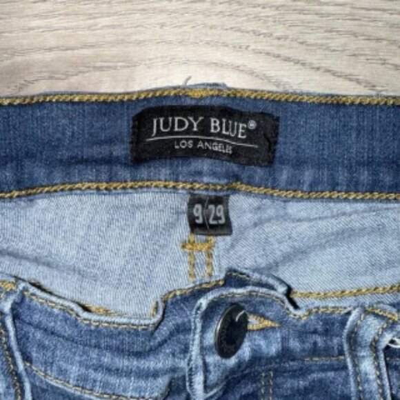 Judy Blue Low Rise Distressed Raw Hem Skinny Fit Jeans Faded Medium Wash Sz 9/29 - Picture 4 of 5